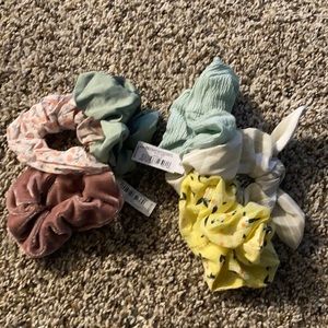 2 Sets of American Eagle Headbands